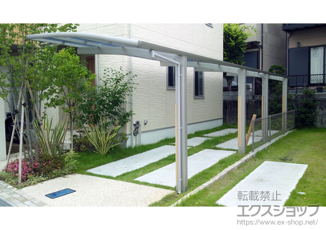 高知県高知市ののカーポート レイナポートグラン 縦連棟　積雪〜20cm対応 施工例