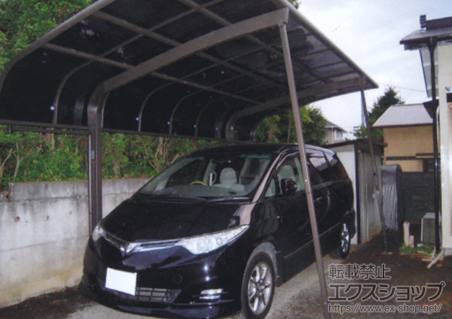 神奈川県秦野市のLIXIL リクシル（トステム）のカーポート テールポートシグマIII 耐風圧強度仕様 積雪〜30cm対応 施工例