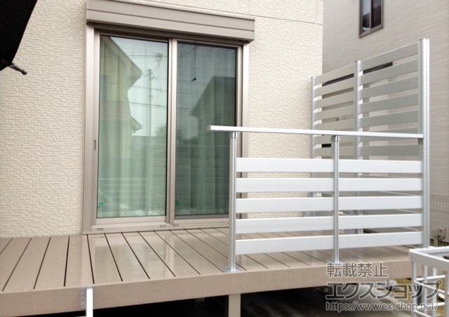 京都府相楽郡精華町ののウッドデッキ ひとと木＋マイリッシュ用ステップ 標準(H=500用)＋ハイパーティション(マイリッシュ)＋マイリッシュ4型 施工例