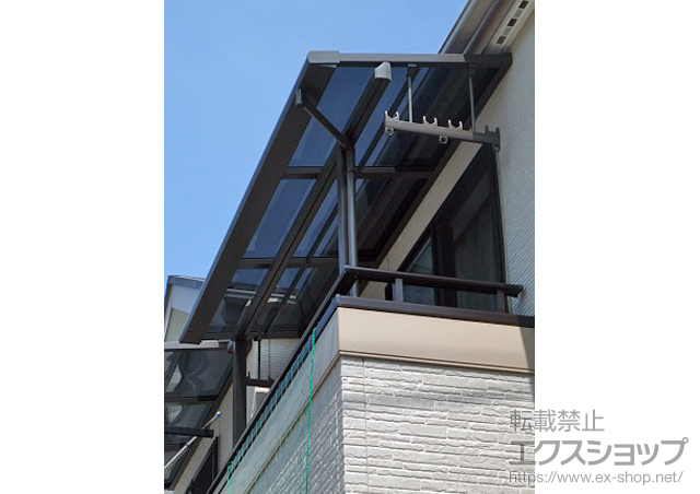 東京都小平市のLIXIL リクシル（トステム）のバルコニー・ベランダ屋根 ライザーテラスII F型 屋根タイプ 単体 積雪〜20cm対応 施工例