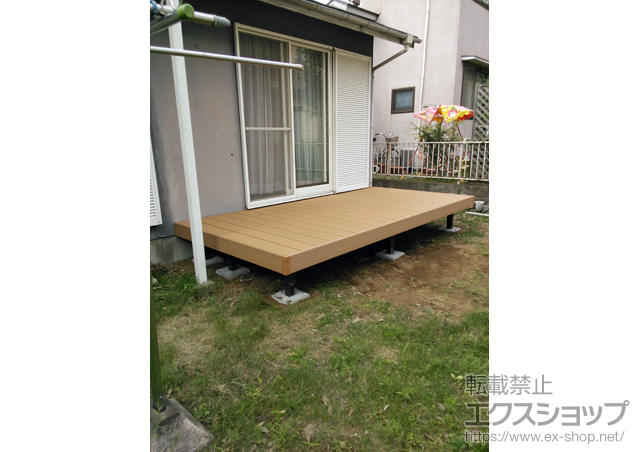 茨城県つくば市のLIXIL リクシル（トステム）のウッドデッキ 樹ら楽ステージ 施工例