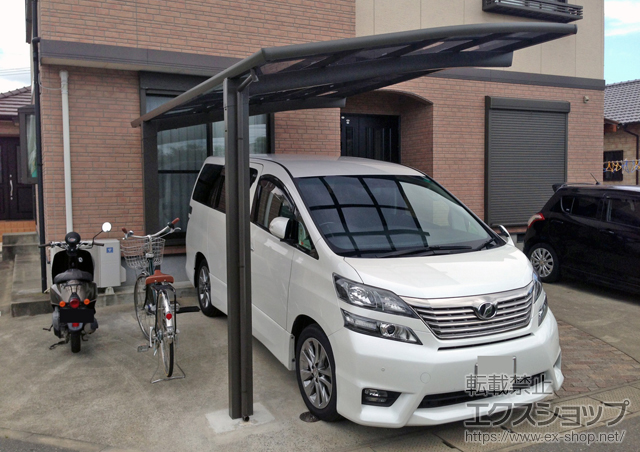 長崎県大村市のLIXIL リクシル（トステム）のカーポート カーブポートシグマIII 積雪〜20cm対応 施工例