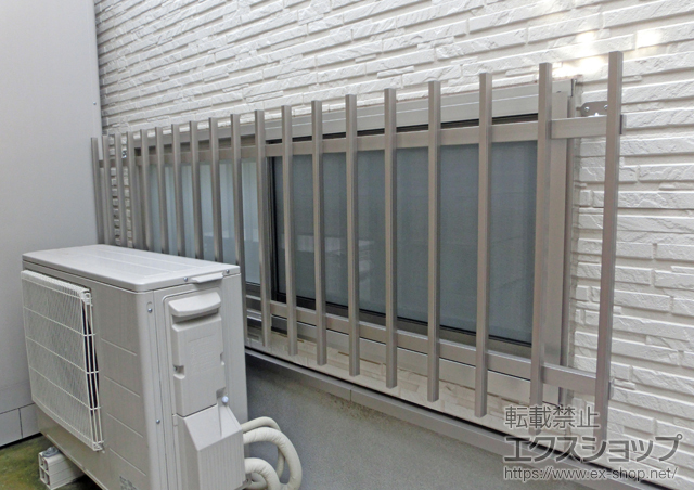 福岡県北九州市のLIXIL リクシル（トステム）の面格子・窓格子 【特注】アルミ面格子Ａ型格子 施工例