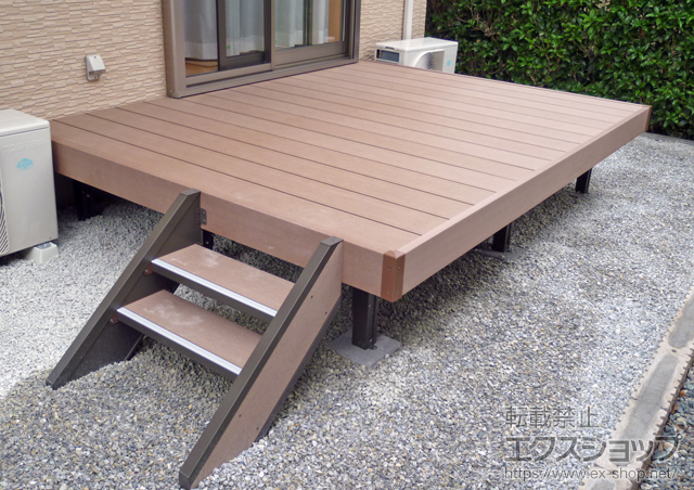 静岡県浜松市ののウッドデッキ 樹ら楽ステージ+ステップ 2段 施工例
