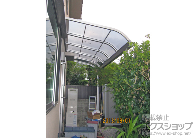 福岡県福岡市のLIXIL リクシル（トステム）のテラス屋根 ライザーテラスII R型 テラスタイプ 単体 積雪〜20cm対応 施工例