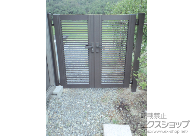 滋賀県高島市のの門扉 プリレオ R1型 両開き　柱使用 施工例