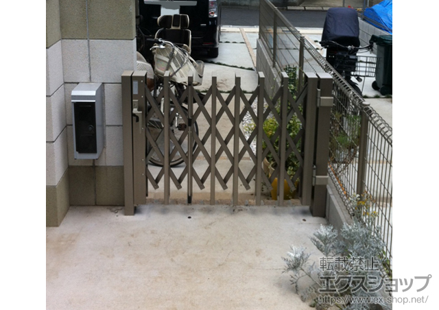 東京都三鷹市ののカーゲート アルシャインHG ノンキャスター 片開き 施工例