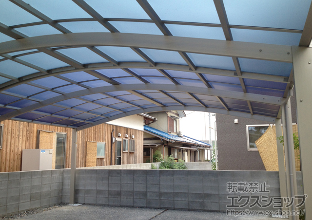 岡山県総社市ののカーポート レイナツインポートグラン　積雪〜20cm対応＋たて並列用カバー材 施工例