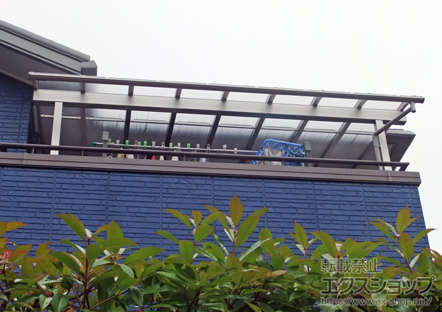 宮城県仙台市ののバルコニー・ベランダ屋根 プレシオステラス R型 1500 屋根タイプ 単体 積雪〜50cm対応 施工例