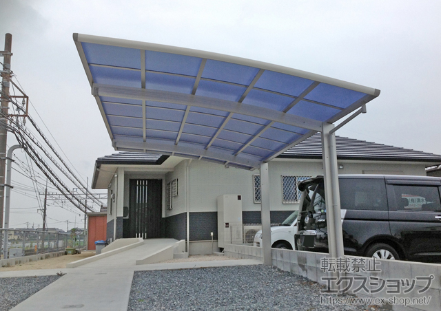 福岡県久留米市ののカーポート レイナポートグラン　積雪〜20cm対応+レイナポートグラン 着脱式サポート 標準・ハイルーフ用 2本入 施工例