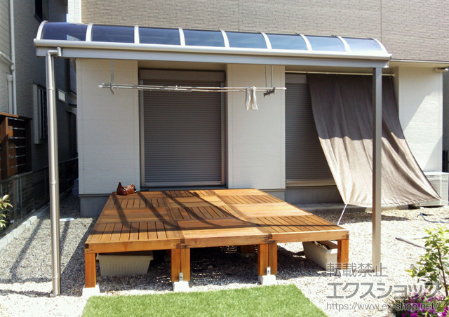 愛知県日進市のLIXIL リクシル（トステム）のテラス屋根 ライザーテラスII R型 テラスタイプ 単体 積雪〜20cm対応 施工例