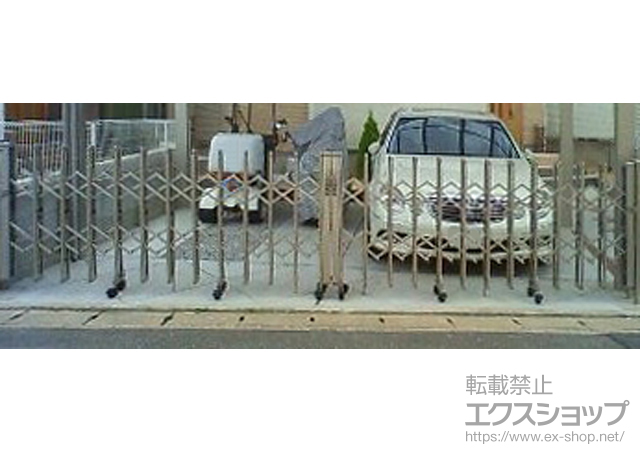 福岡県福岡市ののカーゲート レイオス7型(傾斜地用) ノンレール 両開き 施工例