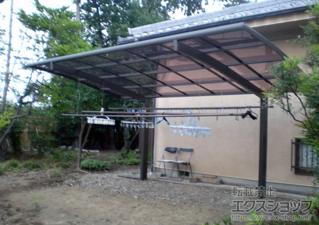 群馬県太田市藤のLIXIL リクシル（トステム）のサイクルポート・自転車置き場 カーブポートシグマIII 積雪～20cm対応 施工例