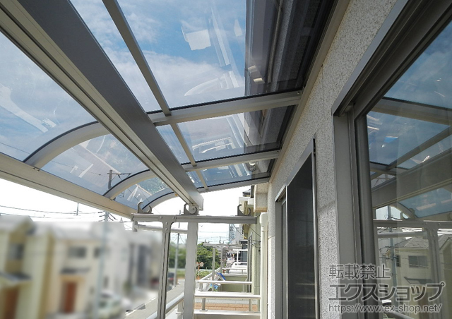 東京都調布市ののバルコニー・ベランダ屋根 ヴェクターテラス R型 屋根タイプ 単体 積雪〜20cm対応 施工例