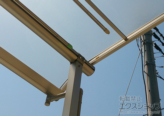 神奈川県藤沢市ののバルコニー・ベランダ屋根 ヴェクターテラス R型 屋根タイプ 単体 積雪〜20cm対応 施工例