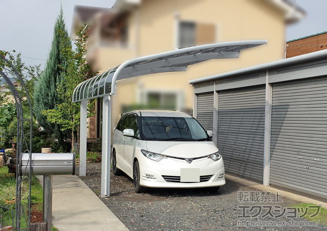 栃木県足利市のLIXIL リクシル（トステム）のカーポート テールポートシグマIII 積雪〜20cm対応 施工例