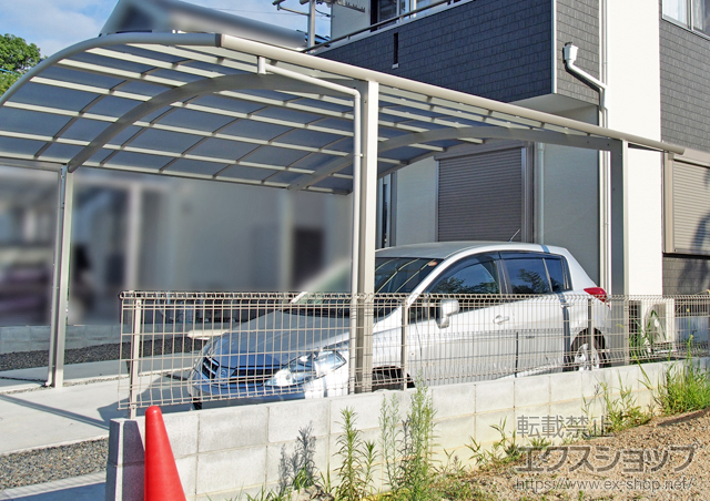 奈良県大和郡山市ののカーポート レイナツインポートグラン　積雪〜20cm対応 施工例