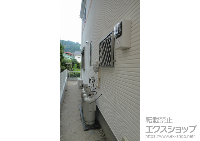 神奈川県横須賀市のLIXIL リクシル（トステム）の面格子・窓格子 アルミ面格子 ヒシクロス 施工例