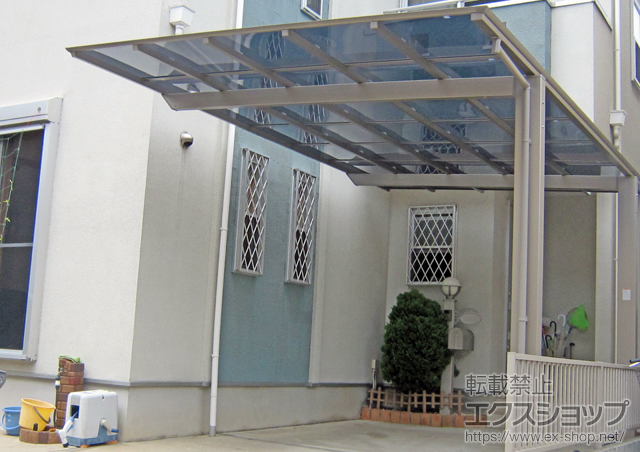 埼玉県川口市ののカーポート アーキフィット 積雪〜20cm対応 施工例