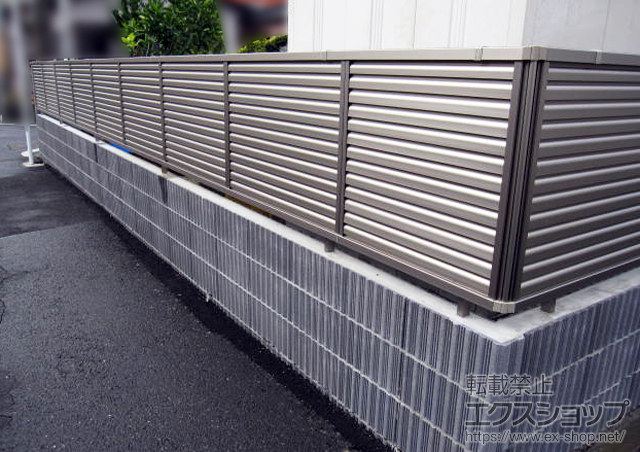 神奈川県平塚市ののフェンス・柵 プリレオR9型フェンス フリーポールタイプ 施工例