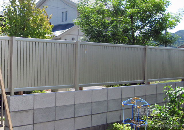 鹿児島県霧島市ののフェンス・柵 エクスラインフェンス6型 自由柱 施工例