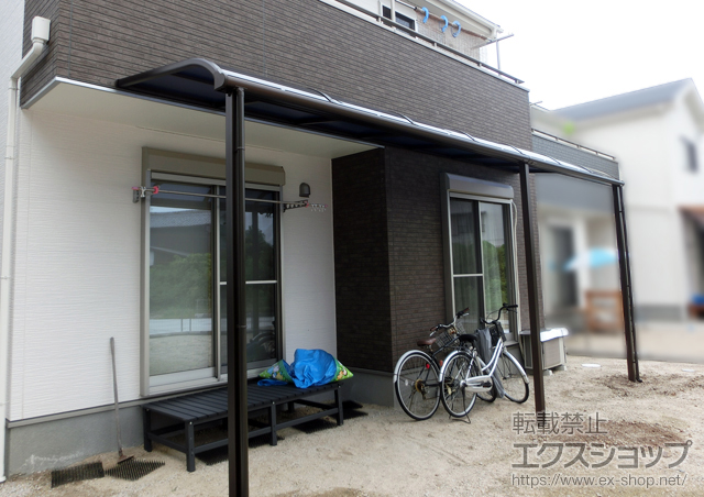 岐阜県岐阜市ののテラス屋根 プレシオステラス R型 テラスタイプ 連棟 積雪〜20cm対応 施工例