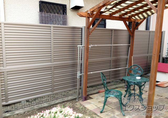 奈良県橿原市ののフェンス・柵 プリレオR9型フェンス 多段柱タイプ 施工例