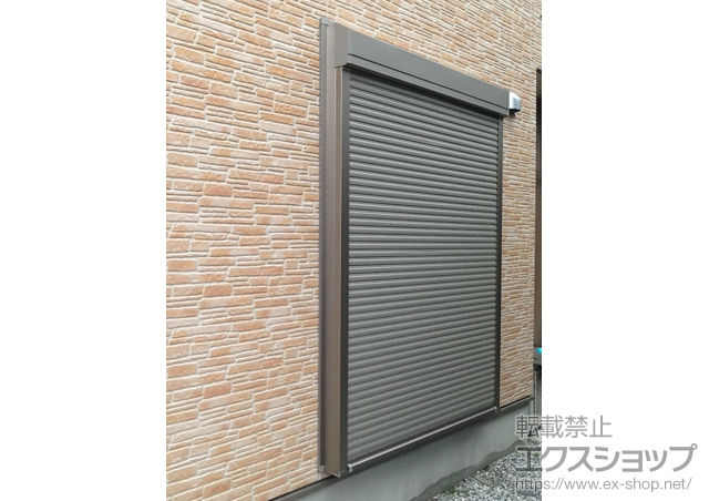 神奈川県小田原市のLIXIL リクシル（トステム）の窓シャッター リフォームシャッター イタリヤ 手動式 施工例