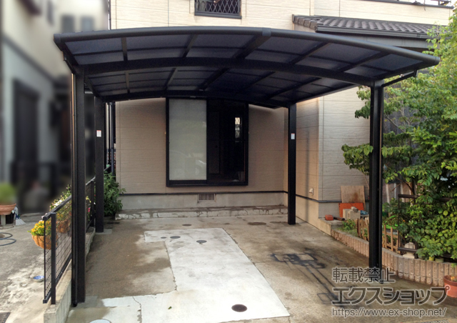 愛知県名古屋市のLIXIL リクシル（トステム）のカーポート カーブポートシグマIII ワイド 積雪〜20cm対応 施工例