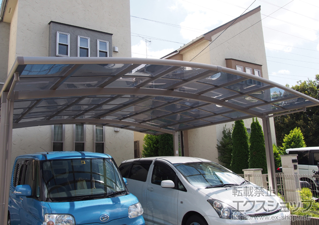 東京都日野市のLIXIL リクシル（トステム）のカーポート カーブポートシグマIII ワイド 積雪〜20cm対応 施工例