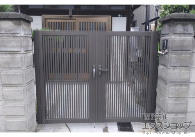 愛知県名古屋市ののフェンス・柵 シャレオR2型門扉 両開き 柱使用 施工例