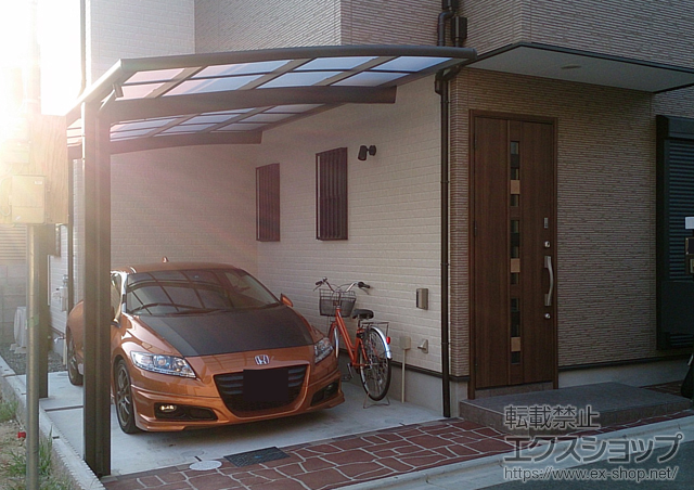 大阪府東大阪市のLIXIL リクシル（トステム）のカーポート カーブポートシグマIII 積雪〜20cm対応 施工例