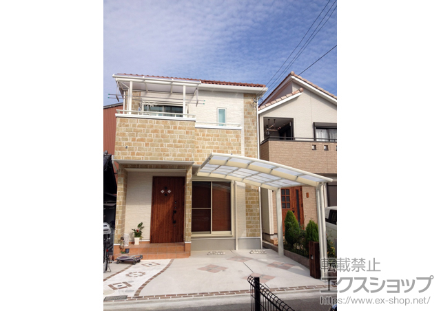 大阪府岸和田市のLIXIL リクシル（トステム）のカーポート カーブポートシグマIII 積雪〜20cm対応 施工例