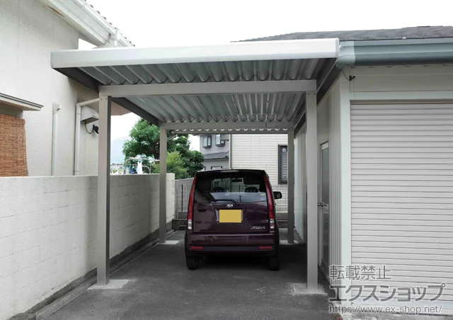 兵庫県西脇市のYKKAPのカーポート ジーポートneo 積雪100cmＡタイプ 角柱4本柱 積雪～100cm対応 施工例