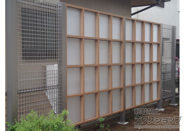 神奈川県川崎市ののフェンス・柵 Gスクリーン 角格子 パネル4段 フレームレス仕様 施工例