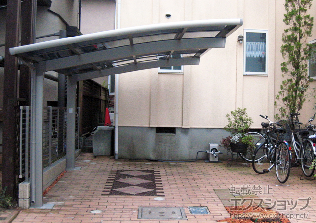 千葉県千葉市のLIXIL リクシル（トステム）のカーポート カーブポートシグマIII 積雪〜20cm対応 施工例