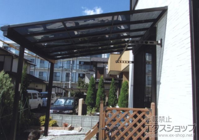 神奈川県厚木市のLIXIL リクシル（トステム）のテラス屋根 ライザーテラスII F型 テラスタイプ 単体 積雪〜20cm対応 施工例