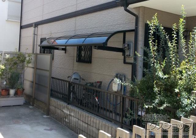 大阪府高槻市のLIXIL リクシル（トステム）のテラス屋根 ライザーテラスII R型 ルーフタイプ 単体 積雪〜20cm対応 施工例