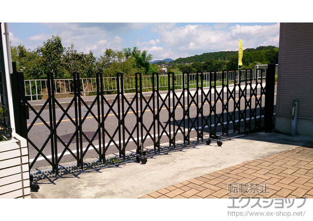 大阪府富田林市ののカーゲート トリップゲート PB型 ノンレール 片開き44S 施工例