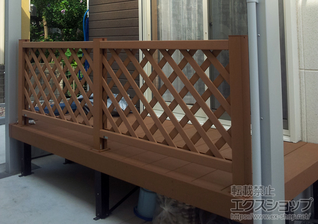 埼玉県草加市ののウッドデッキ リウッドデッキ200＋リウッドデッキフェンス2型 施工例