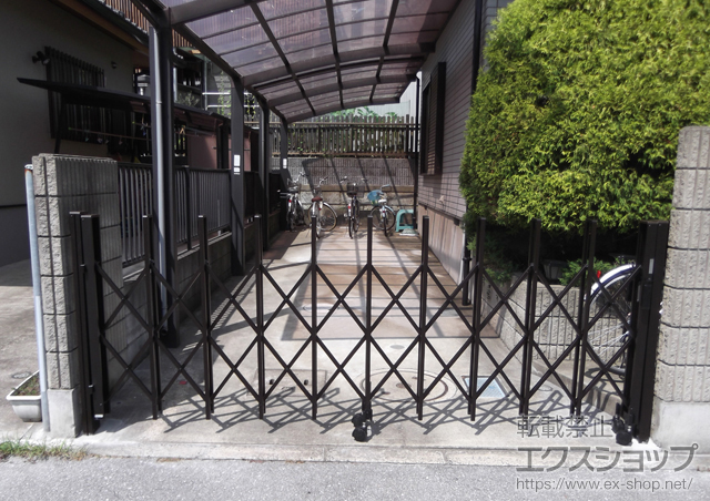 千葉県佐倉市ののカーゲート トリップゲート PA型 ノンレール 片開き 30S 施工例