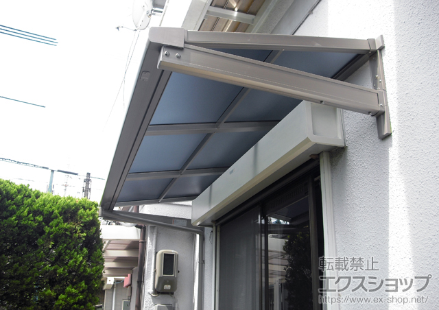 愛媛県松山市のLIXIL リクシル（トステム）の ライザーテラスII F型 ルーフタイプ 単体 積雪〜20cm対応 施工例