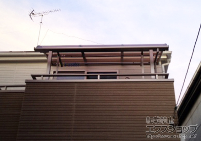 埼玉県川越市のLIXIL リクシル（トステム）のバルコニー・ベランダ屋根 ライザーテラスII R型 屋根タイプ 単体 積雪〜20cm対応 施工例