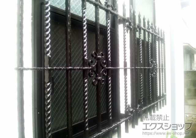 東京都板橋区のの面格子・窓格子 トラディシオン面格子 2型 施工例