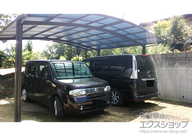 鹿児島県出水市のLIXIL リクシル（トステム）のカーポート カーブポートシグマIII ワイド 積雪〜20cm対応 施工例