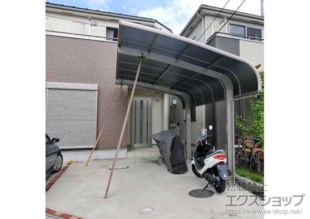千葉県松戸市のLIXIL リクシル（トステム）のカーポート テールポートシグマIII 積雪〜20cm対応 施工例