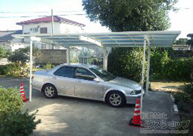 徳島県板野郡藍住町ののカーポート レイナポートグランZ　積雪〜20cm対応＋着脱式サポート柱＋屋根ふき材補強部品 施工例