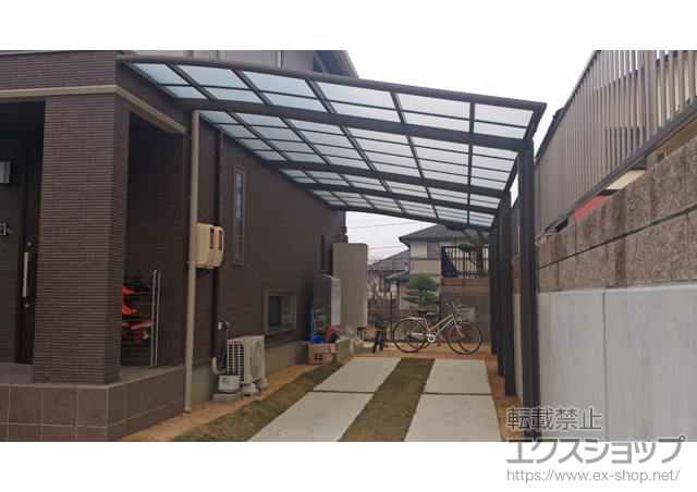 山口県下関市のLIXIL リクシル（トステム）のカーポート ルーフポートシグマIII 縦連棟 積雪〜20cm対応 施工例