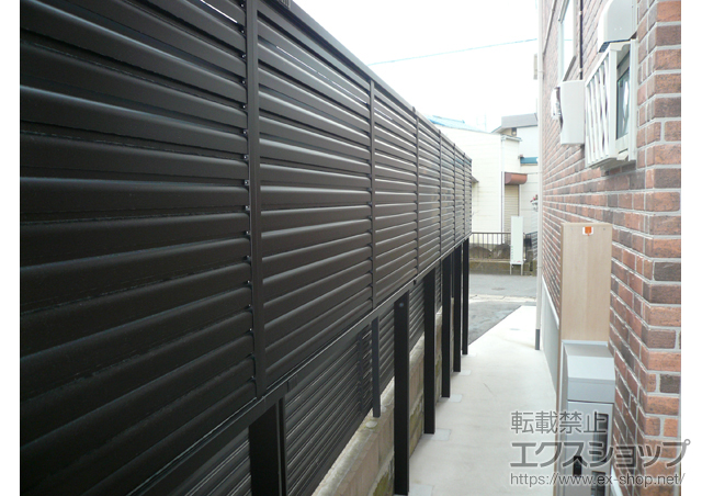 千葉県浦安市ののフェンス・柵 プリレオR9型フェンス 多段柱施工 施工例