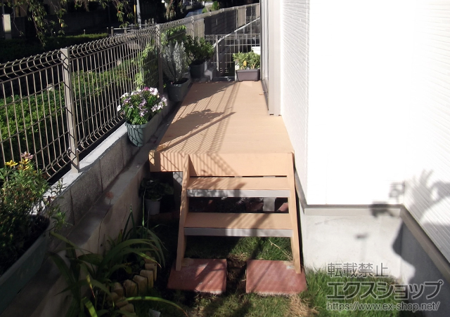 東京都稲城市ののウッドデッキ リウッドデッキ 200＋リウッドステップ5型 Sタイプ(2段) 施工例